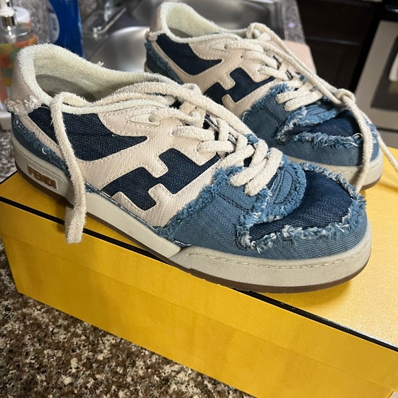 Fendi sneakers bought them in NYC used them 3 times almost like new.. - Picture 3 of 4